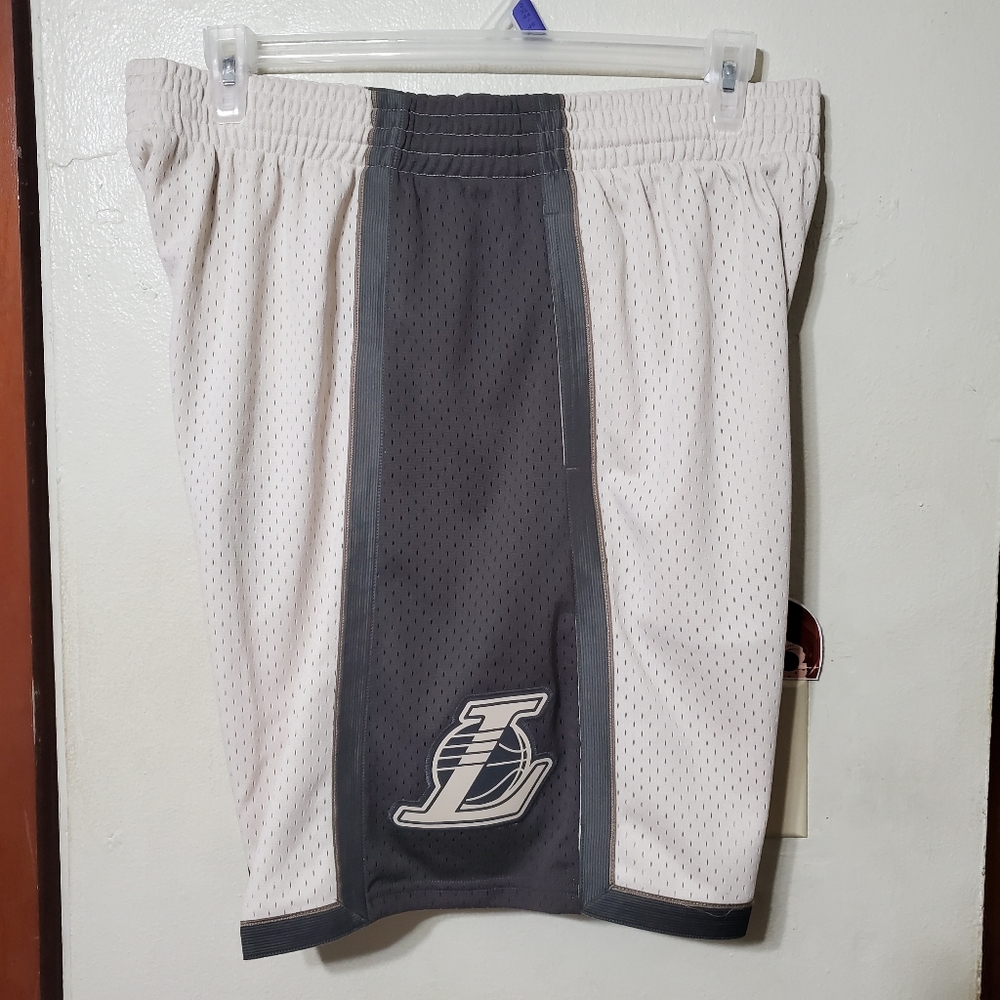 Mitchell And Ness 2009 Los Angeles Lakers Swingman Jersey basketball Shorts